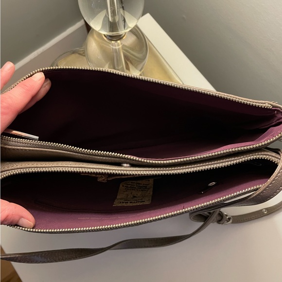 Matt & Nat 3 Section Purse! - Picture 6 of 11